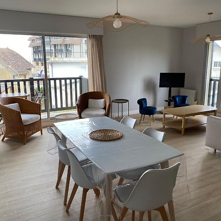 Appartement 65M2 Avec Balcon Vues Partielles Mer A 150M De La Plage Et Centre, Wifi Et Parking Prive 布伦维尔索梅 外观 照片