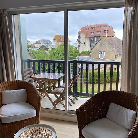 Appartement 65M2 Avec Balcon Vues Partielles Mer A 150M De La Plage Et Centre, Wifi Et Parking Prive 布伦维尔索梅 外观 照片