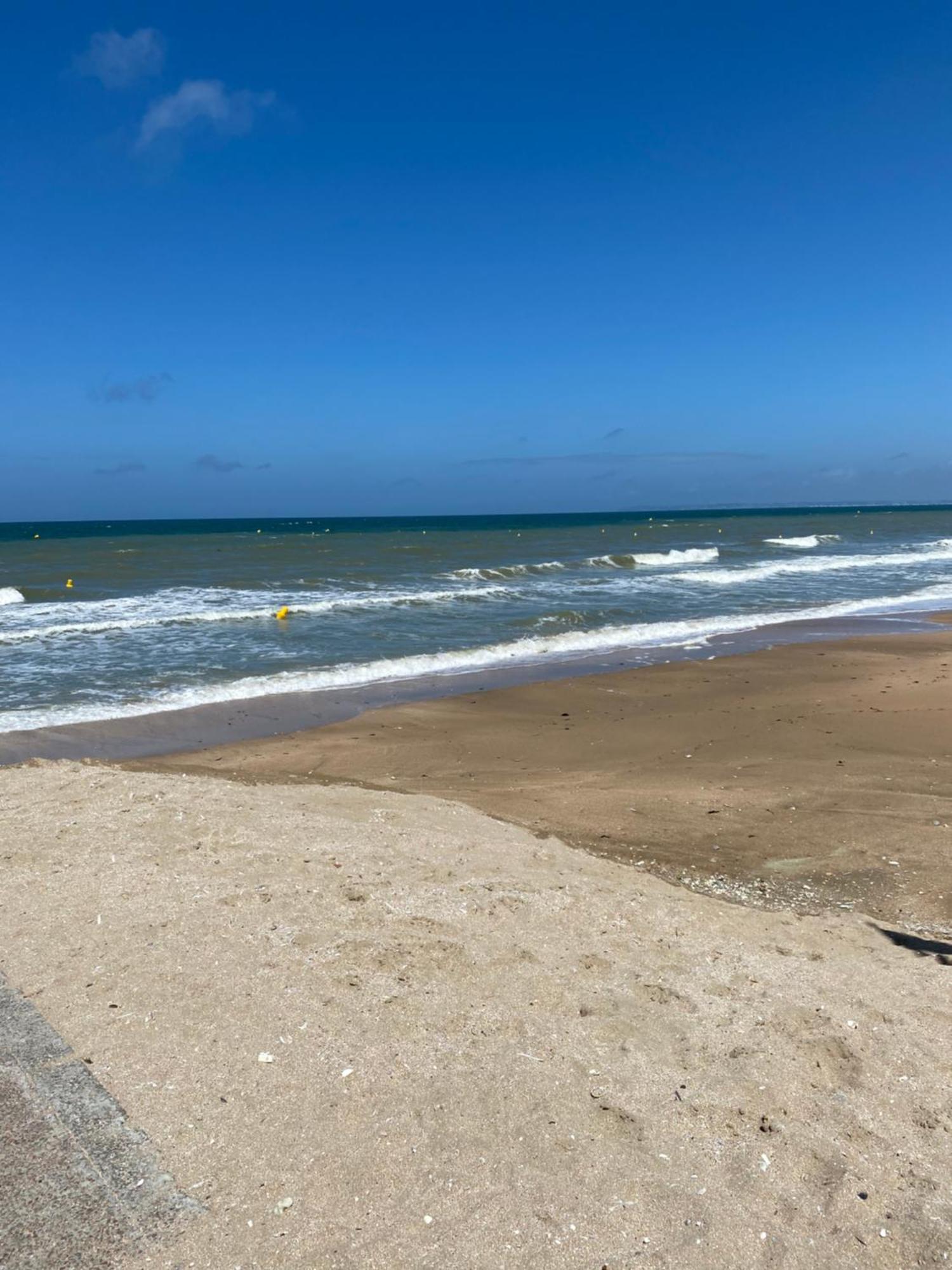 Appartement 65M2 Avec Balcon Vues Partielles Mer A 150M De La Plage Et Centre, Wifi Et Parking Prive 布伦维尔索梅 外观 照片