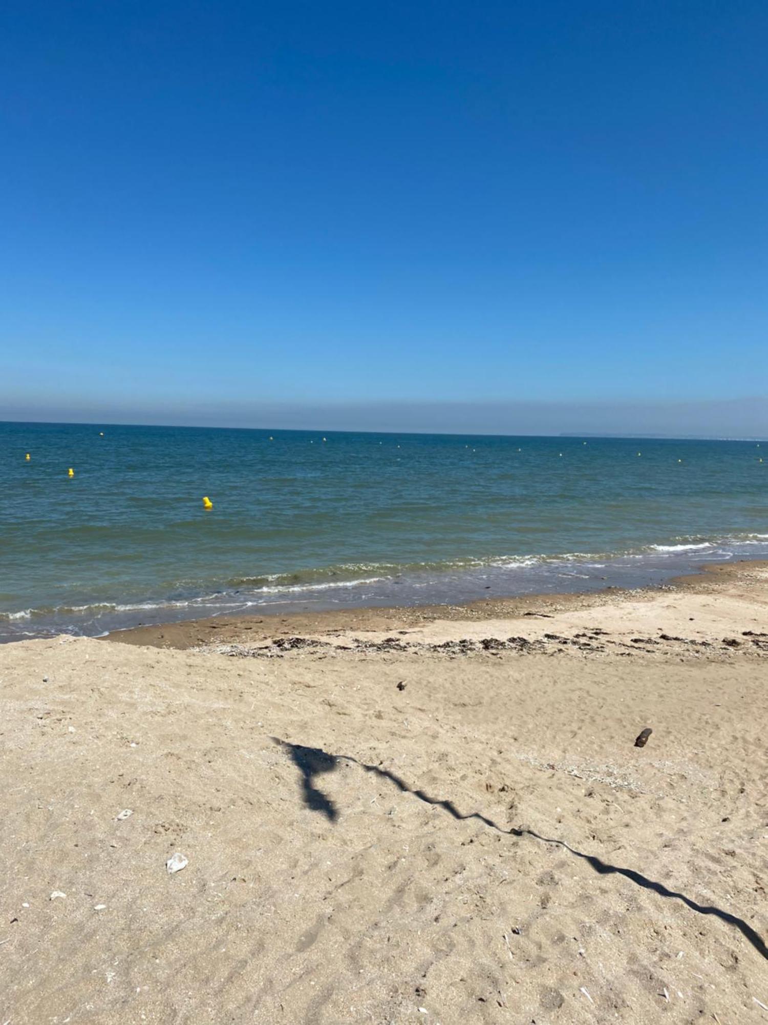 Appartement 65M2 Avec Balcon Vues Partielles Mer A 150M De La Plage Et Centre, Wifi Et Parking Prive 布伦维尔索梅 外观 照片