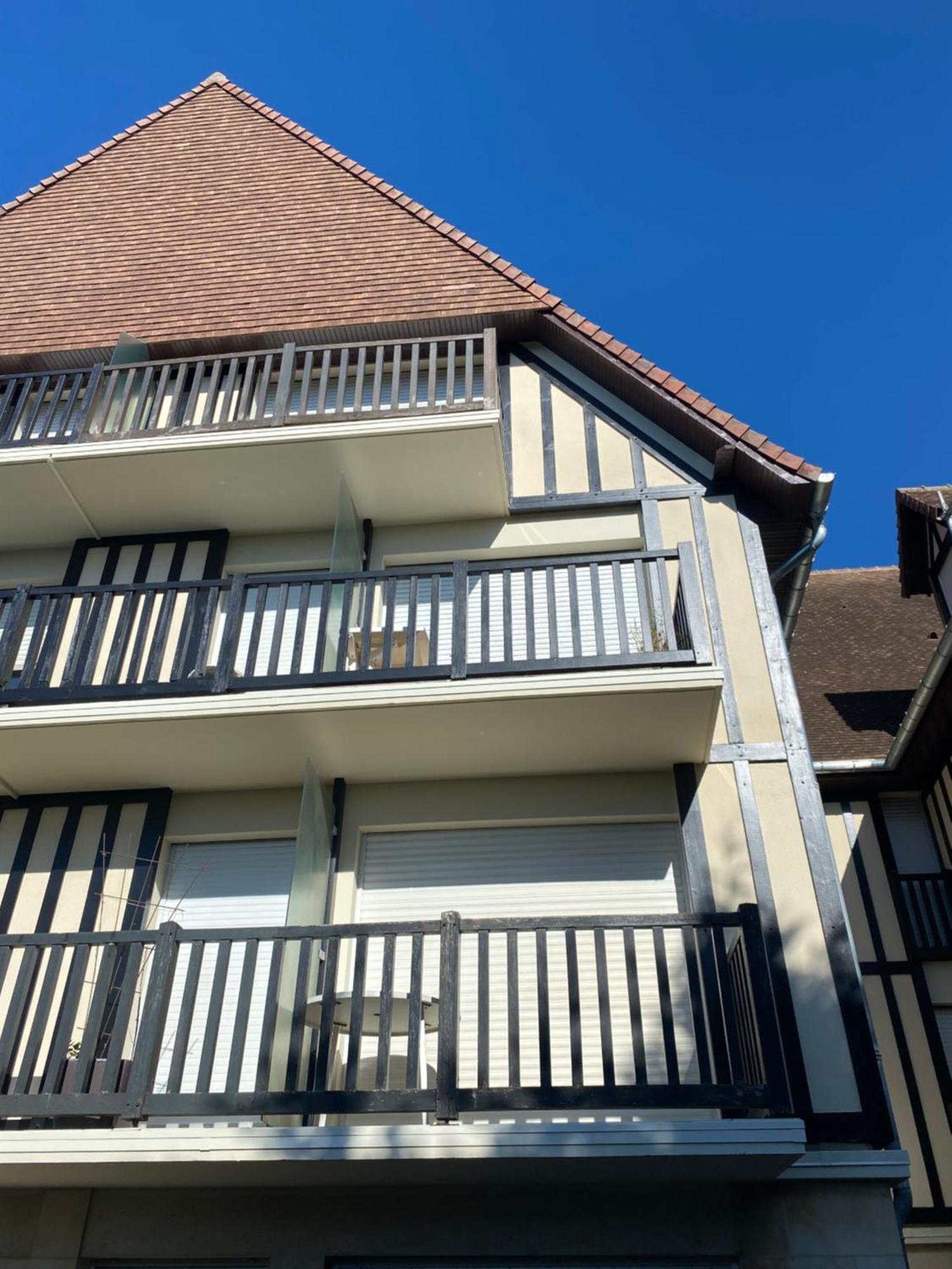 Appartement 65M2 Avec Balcon Vues Partielles Mer A 150M De La Plage Et Centre, Wifi Et Parking Prive 布伦维尔索梅 外观 照片